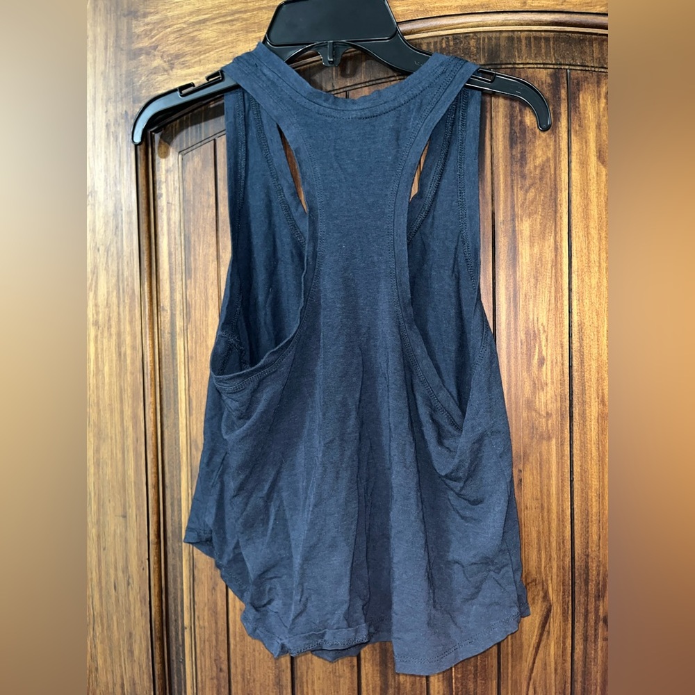 Fabletics tank - Picture 2 of 3